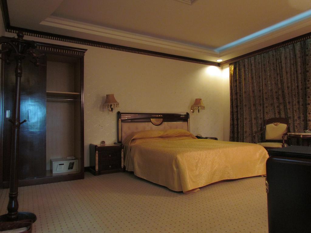 W.Y. Lera Hotel Kuangcsou Kültér fotó
