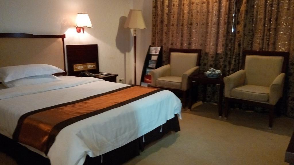 W.Y. Lera Hotel Kuangcsou Kültér fotó